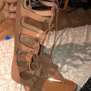 Women's Tan Gladiator Sandals